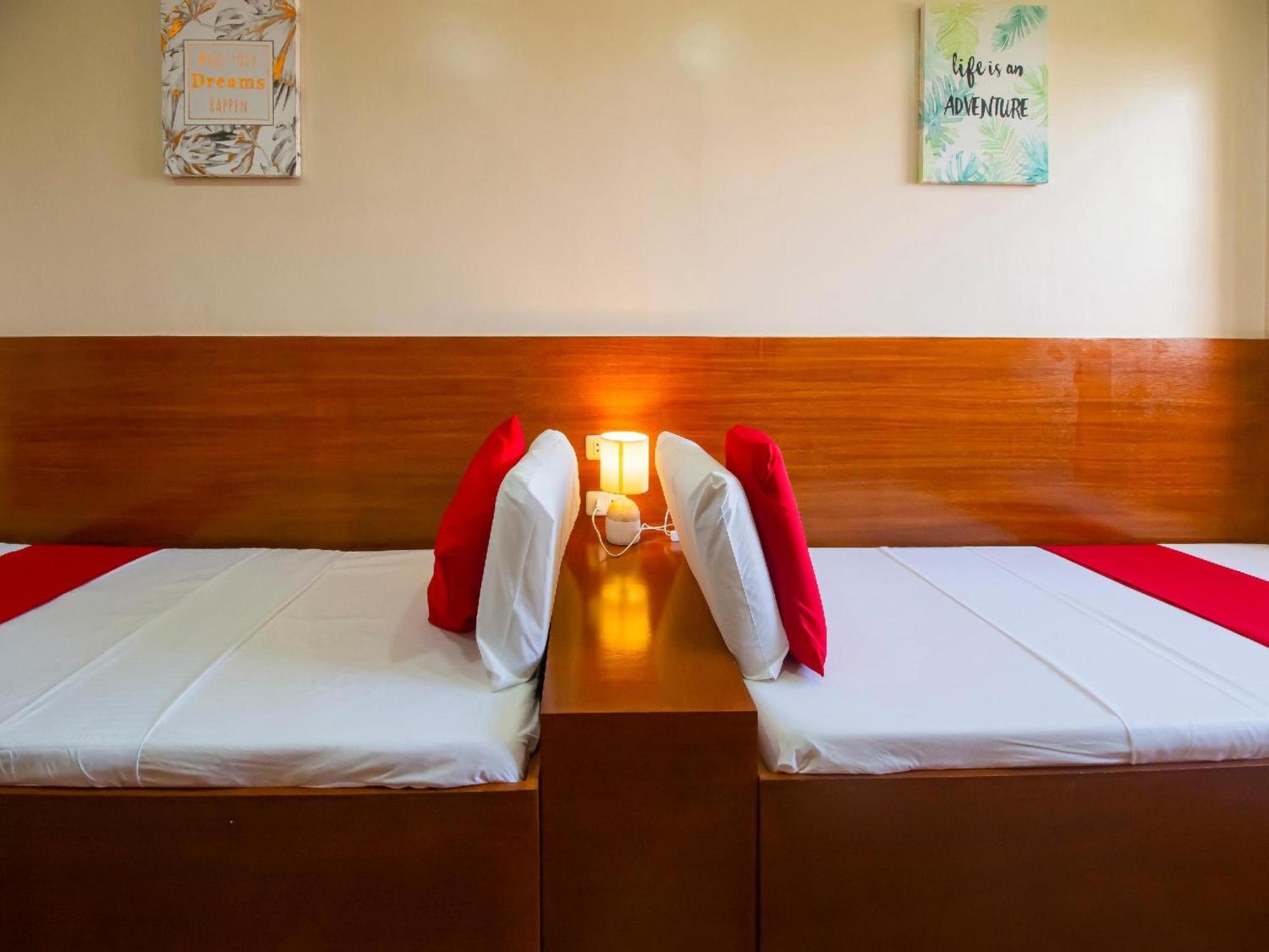 Super Oyo 832 The Teepee Place Hostel & Residence Inn Cebu Екстер'єр фото